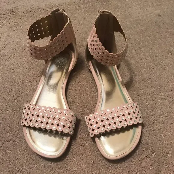 Yellow Box Sandals - Picture 1 of 6